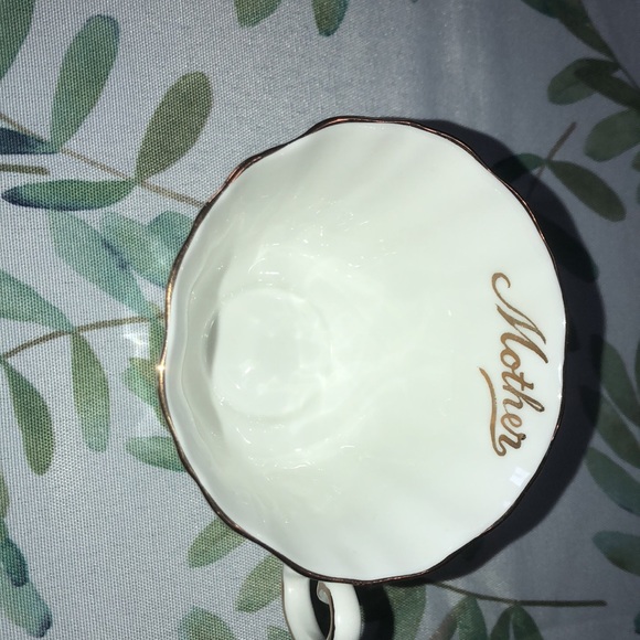 Royal Grafton Mother tea cup and Saucer English Bone China Vintage - Picture 4 of 8